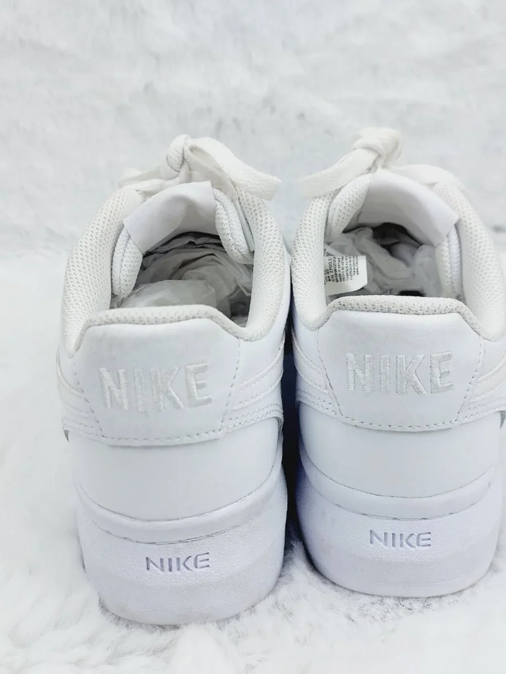 Nike women white
